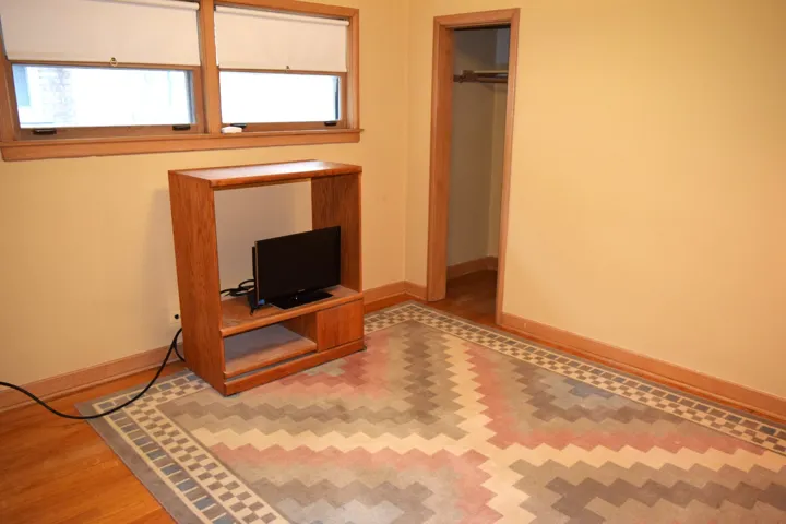 780