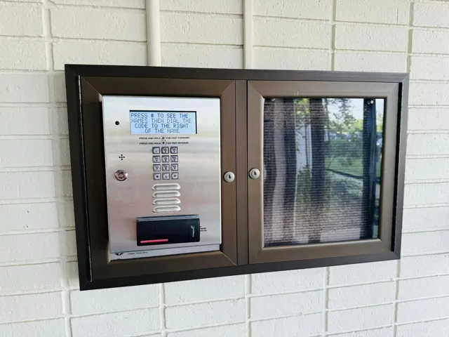 780