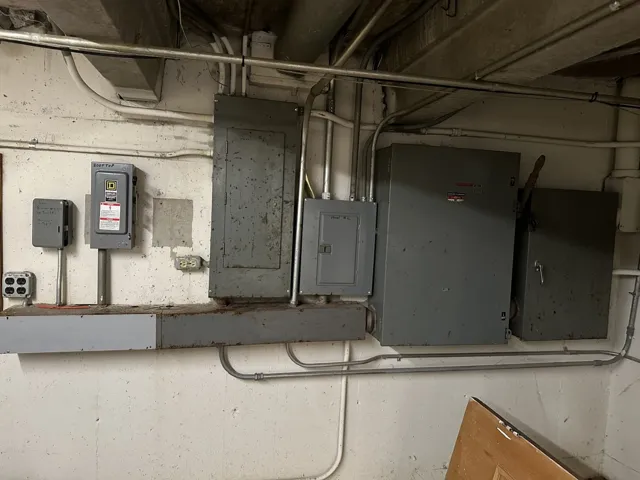 780
