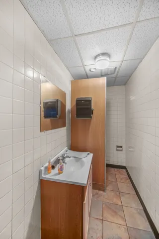 780