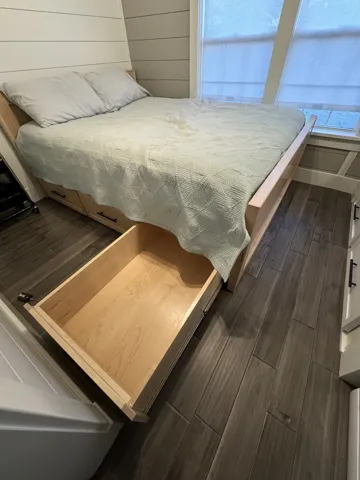 780