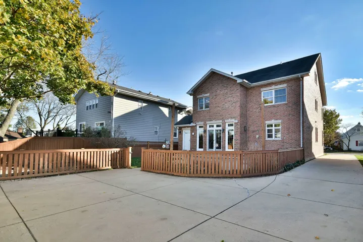 780