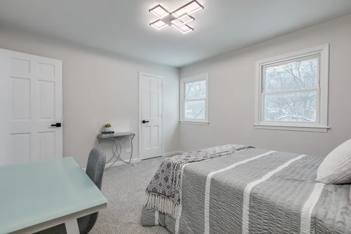 780