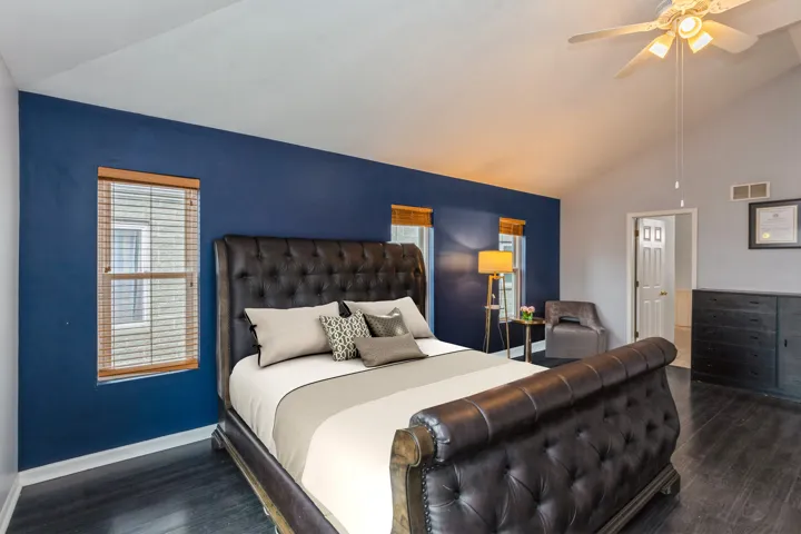 780