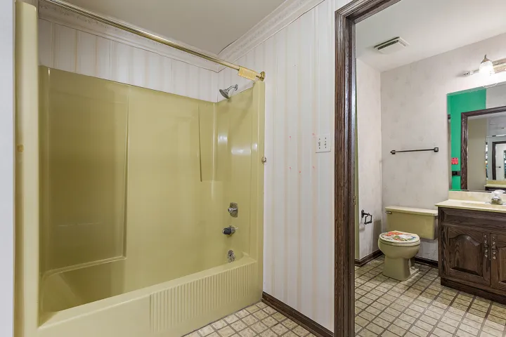 780