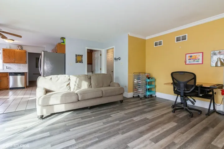 780