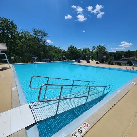780