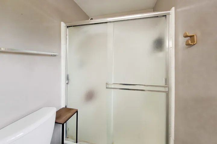 780