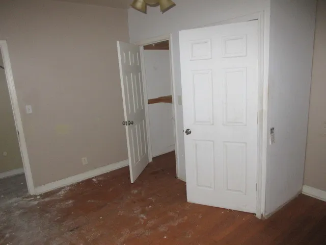 780
