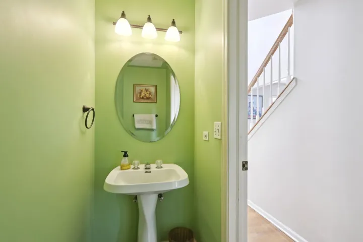 780