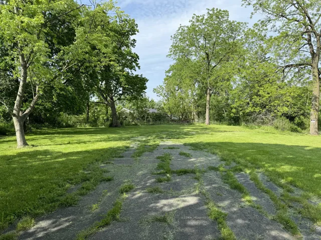 780