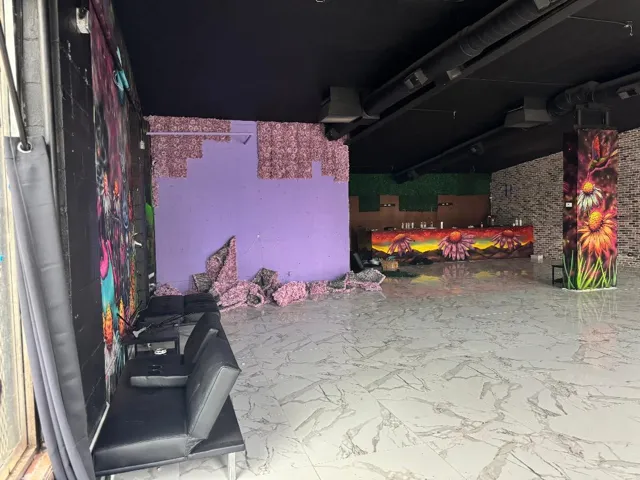 780