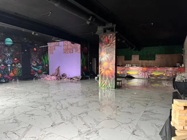 780