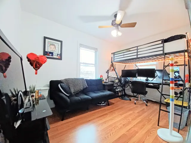 780