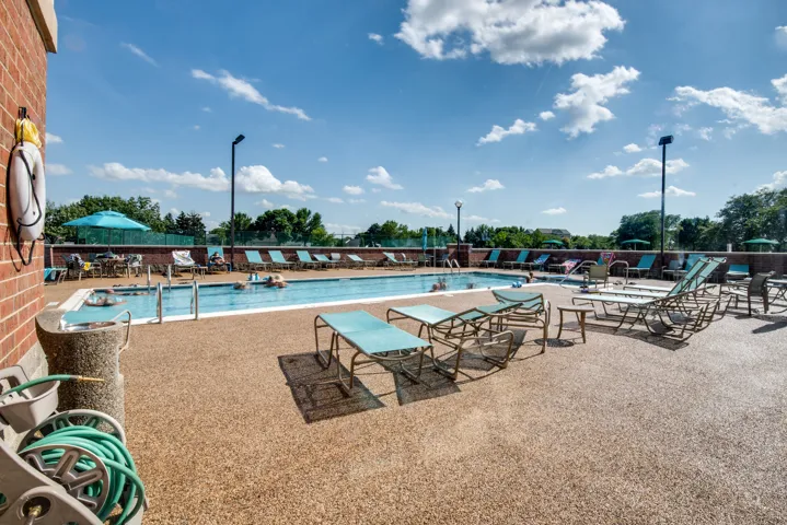 780