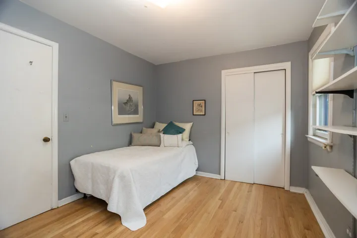 780