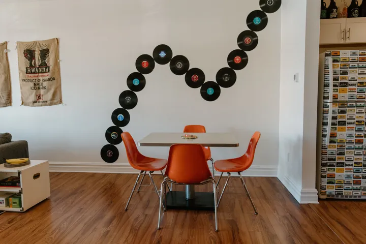 780