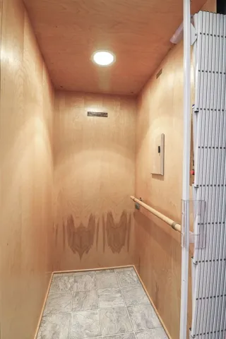 780