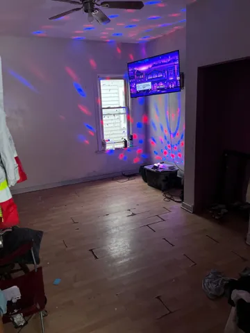780