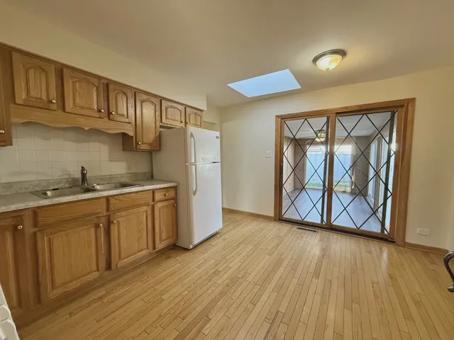 780