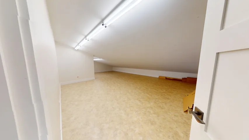 780