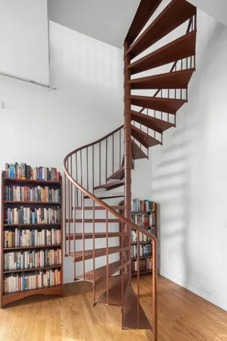 780