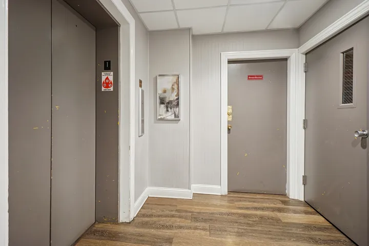 780