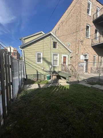 780