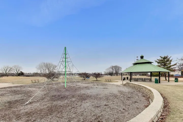 780