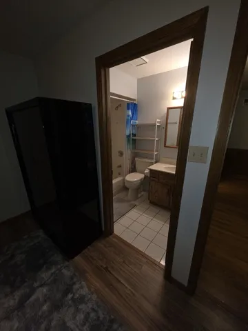 780