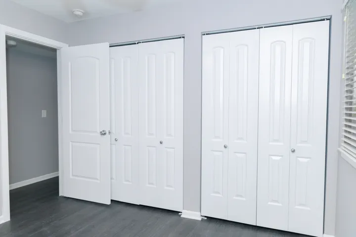 780