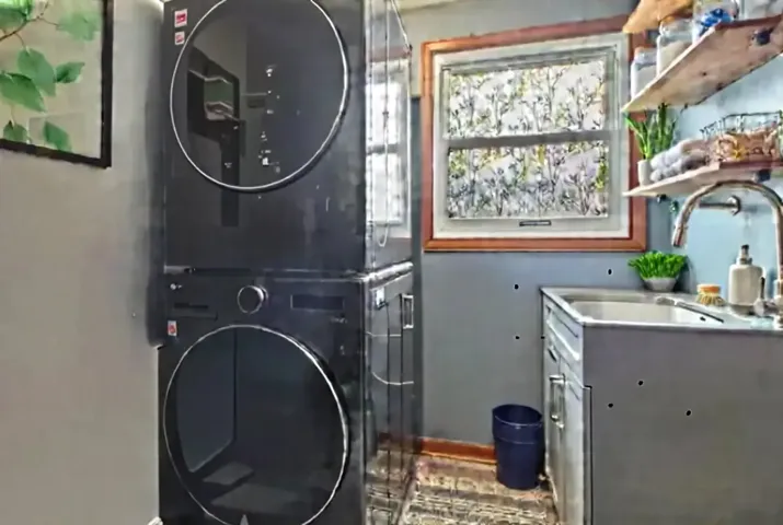 780