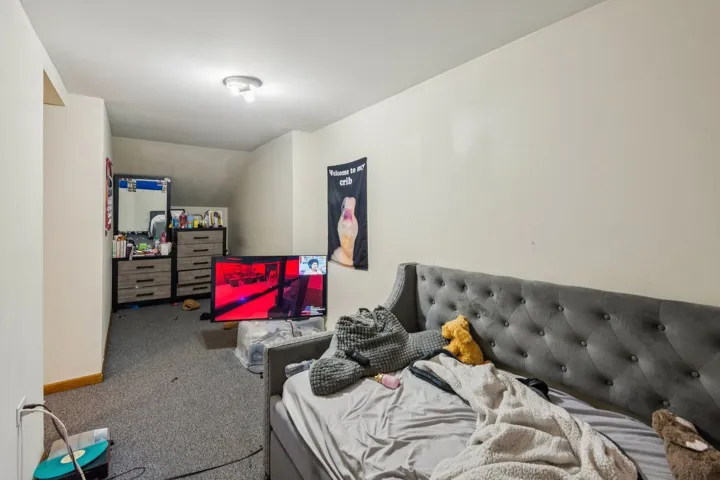 780