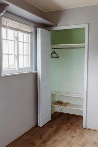 780