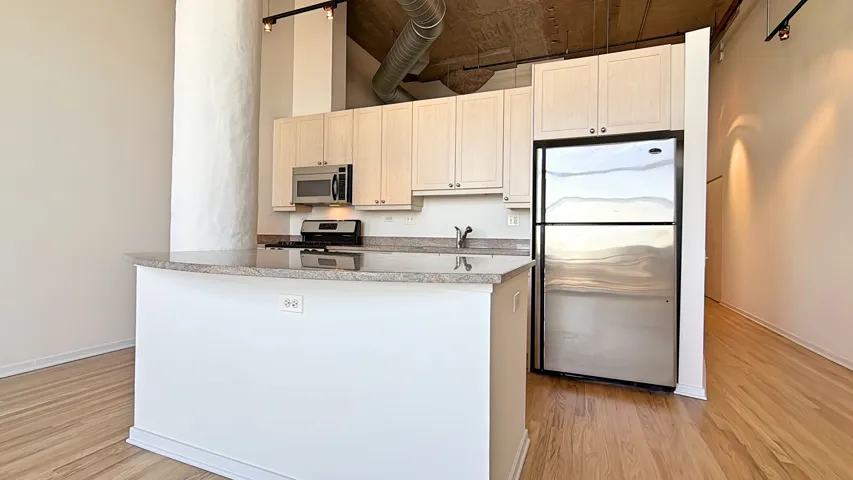 780