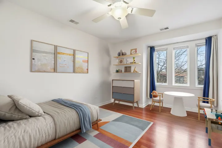 780