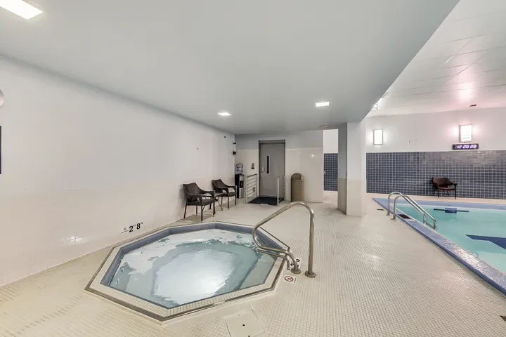 780