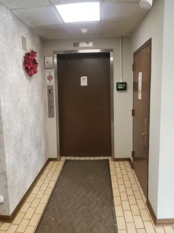 780