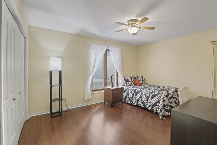 780