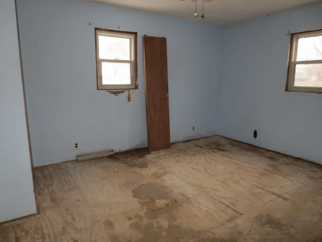 780