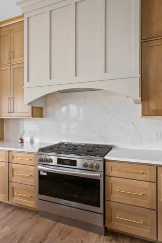 780