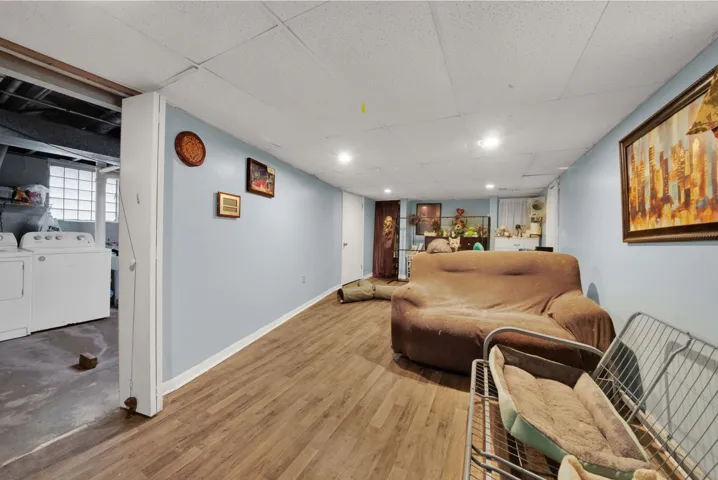 780