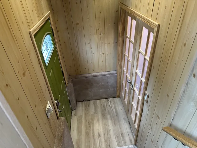 780