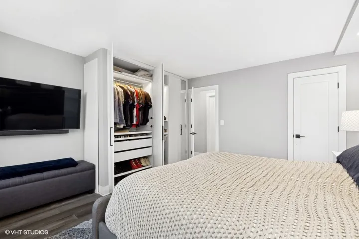 780