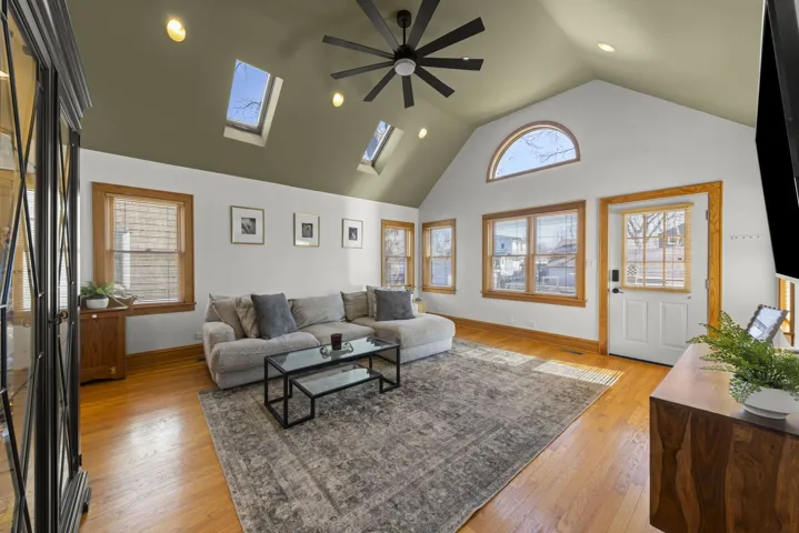 780