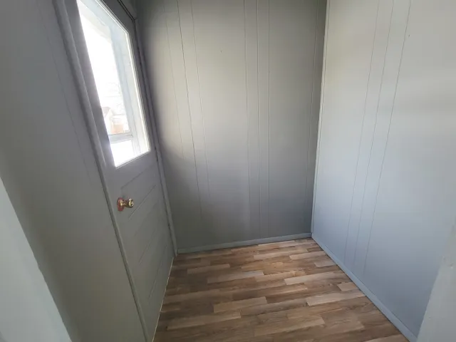 780
