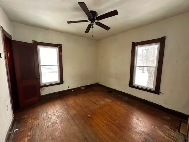 780