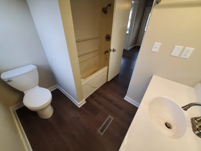 780