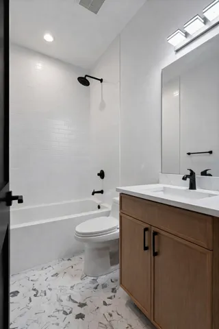 780