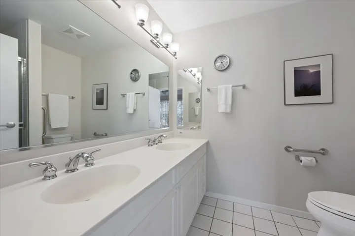 780